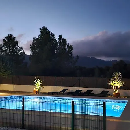 Tivissa Avec Piscine Σπίτι διακοπών *
